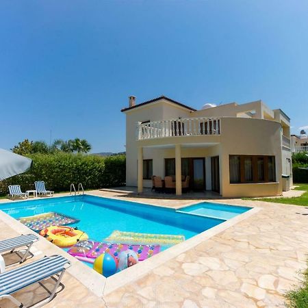 Villa Tsikkos Tria Polis Bagian luar foto